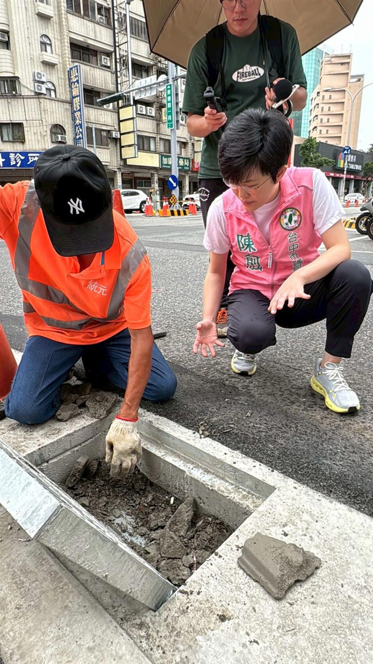 安裝 SMC 水溝槽與 SOUDAL 填縫劑, image size:768x1365