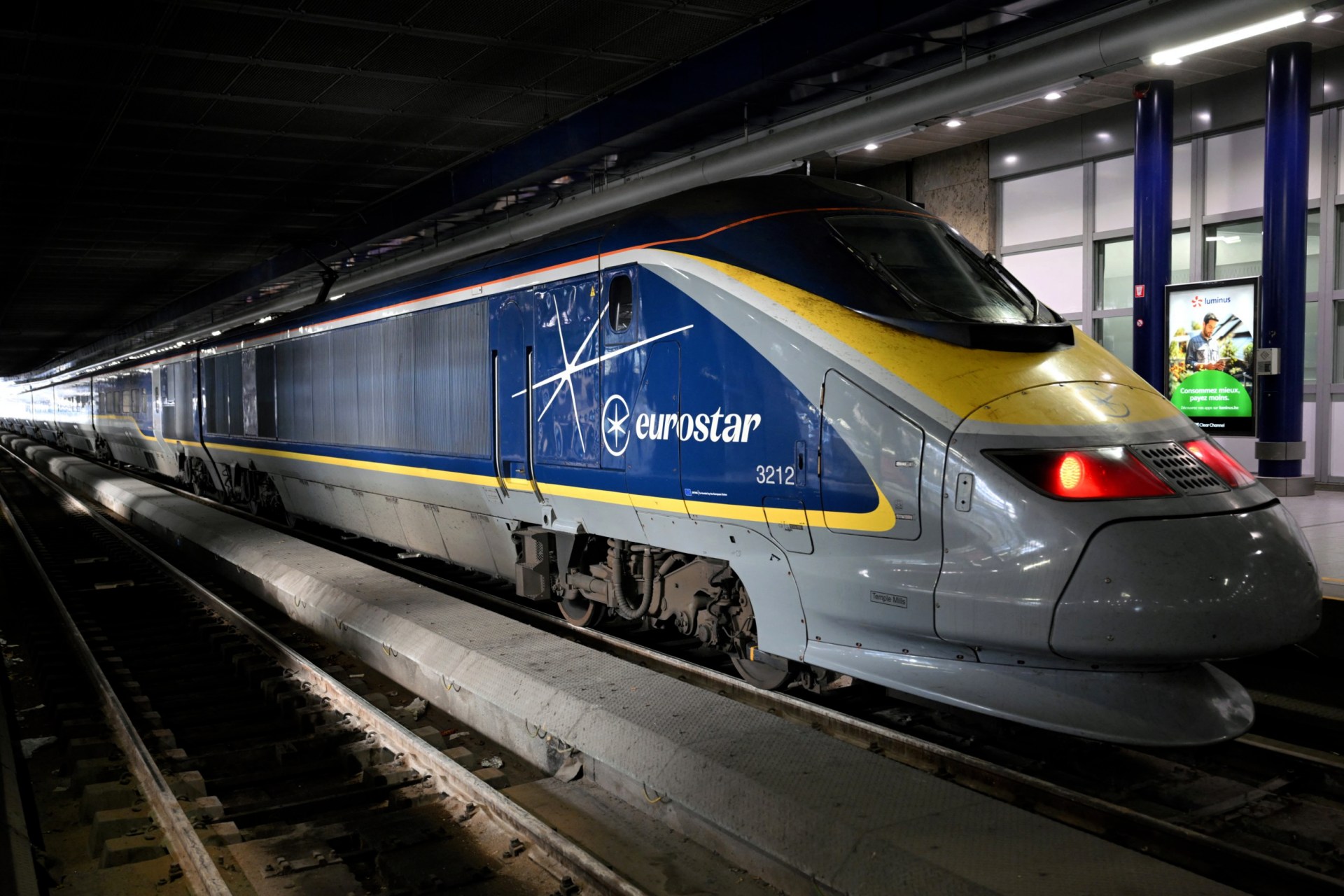 Eurostar in Crisis: Passengers Trapped in Hours of Chaos
