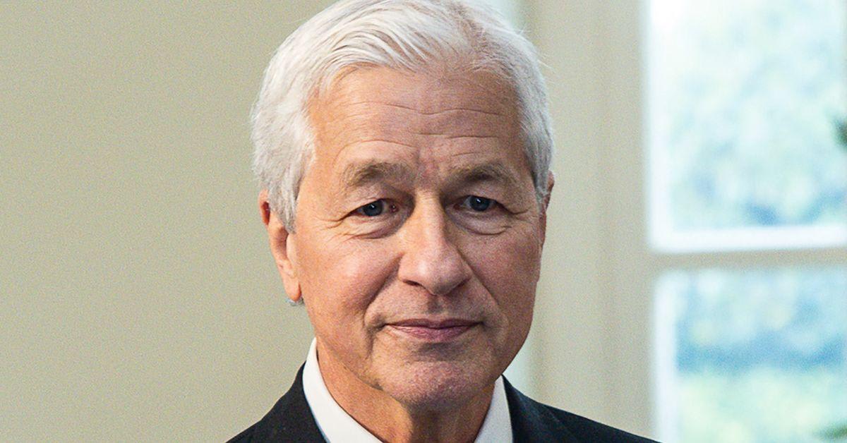 Jamie Dimon Warns: U.S. Economy on the Edge