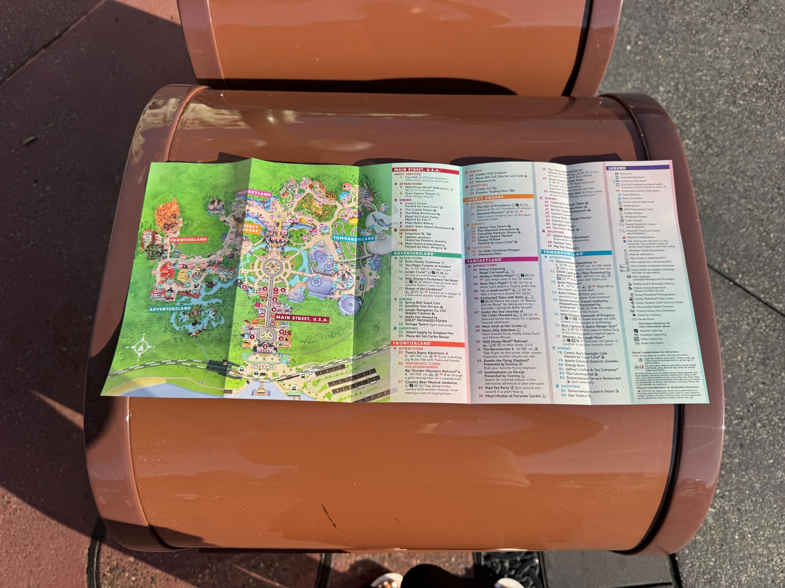 Updated Magic Kingdom Guidemap - AA1I7DuM.img