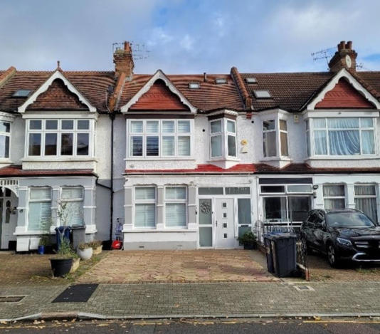 The Airbnb on Grove Road, North Finchley