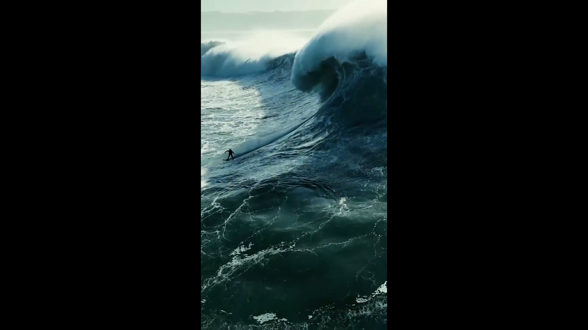 Above the Crest: Aerial Insights into Mavericks' Waves.
