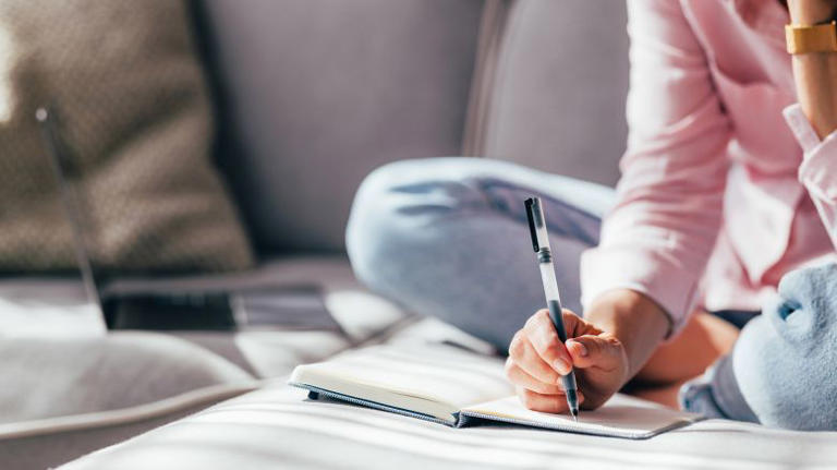 Journaling: cos’è, come iniziare e perché tenere un diario ti fa stare ...