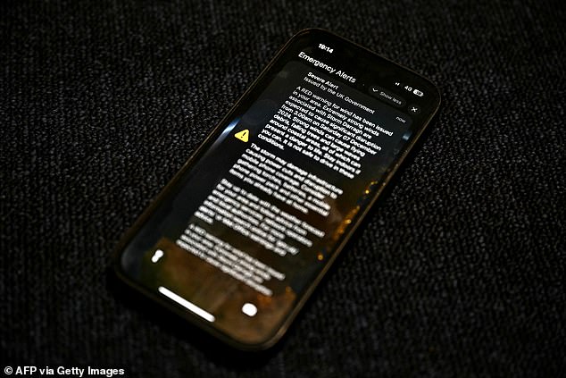 When Your Phone Will Sound the Alert: Government Tests Emergency System