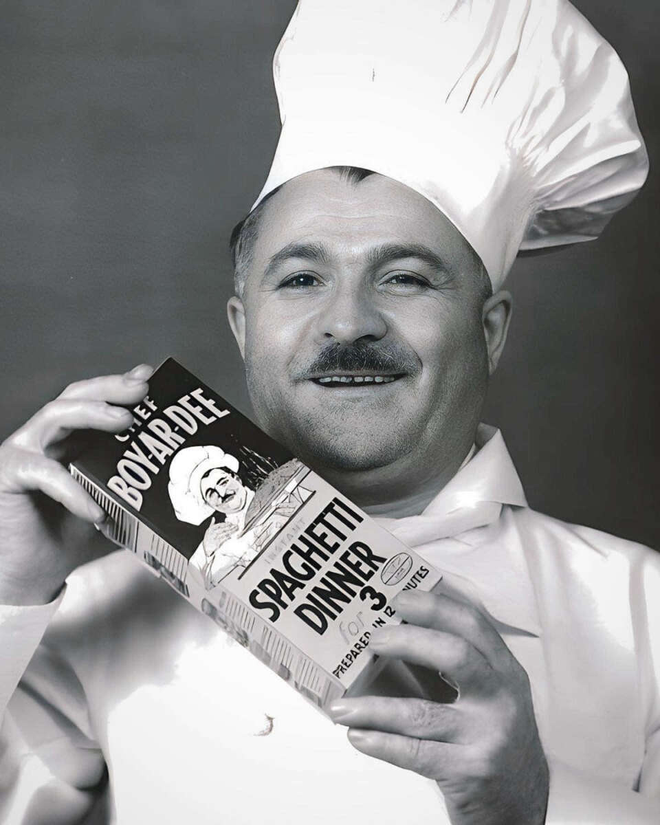 20 Photos Of Chefs From The Past (1900s-1990s)
