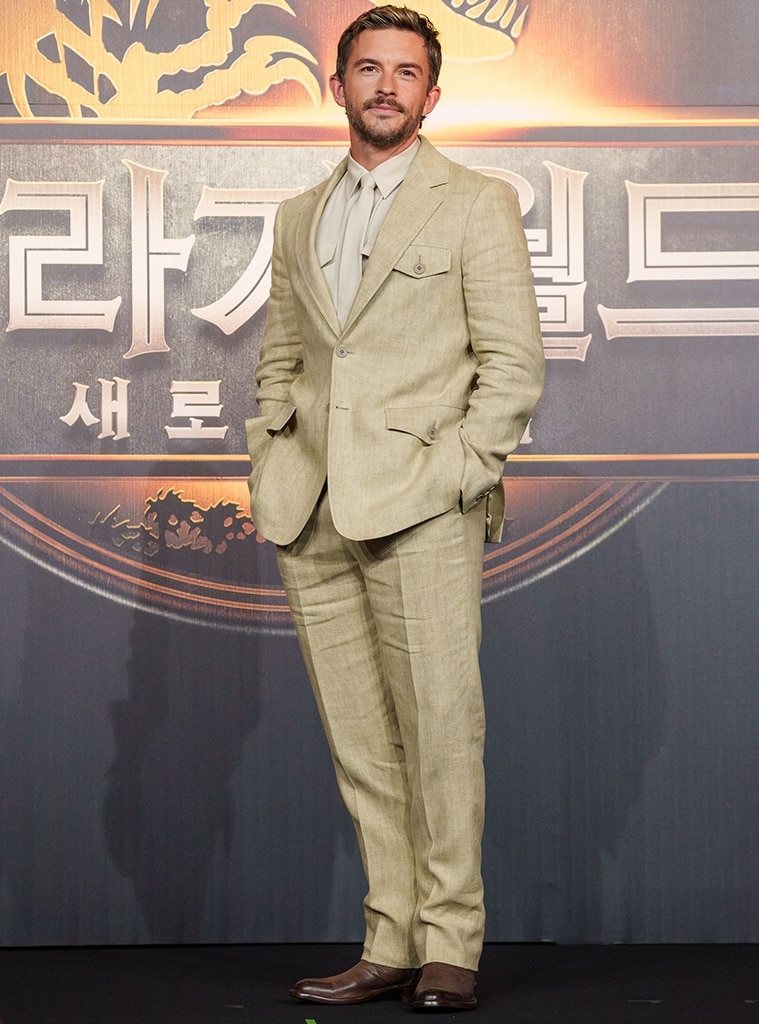 Jonathan Bailey Seemingly Reveals Relationship Status