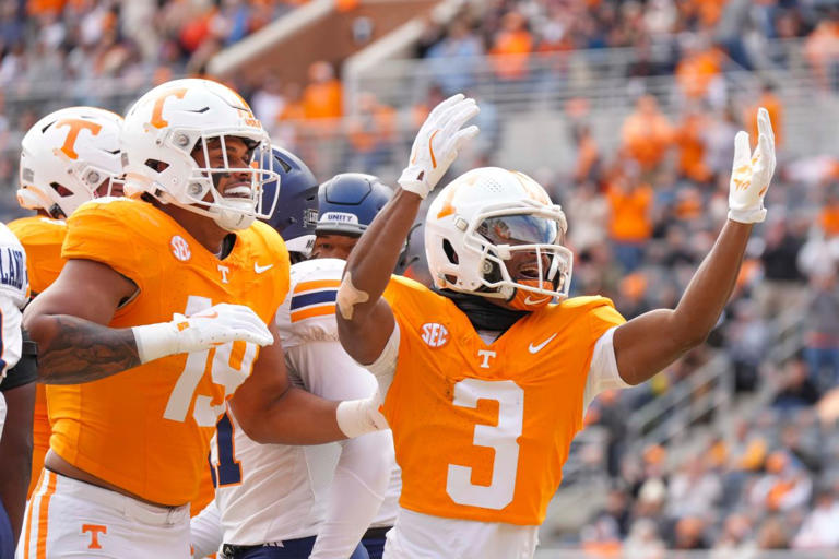 Tennessee Vols' Painful Struggles At Wide Receiver Continue With Tyran 