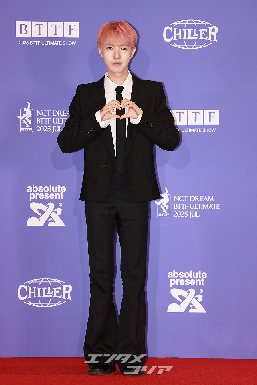 フォト】NCT DREAMロンジュン、目を引くピンクの髪