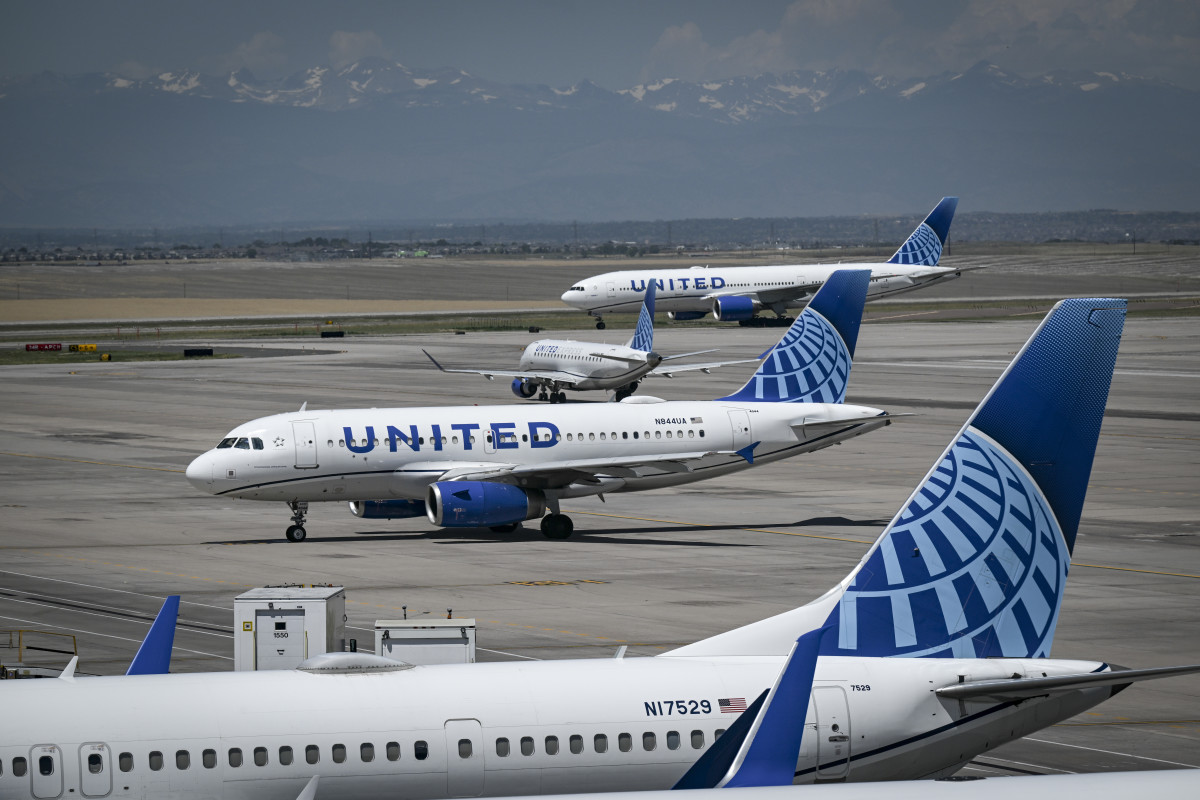 United Flight Returns to Airport After ‘Burning Smell’ Detected in Cabin