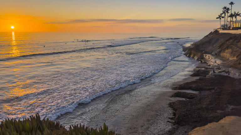 A Laid-Back California City Between San Diego & Carlsbad Boasts Beaches ...