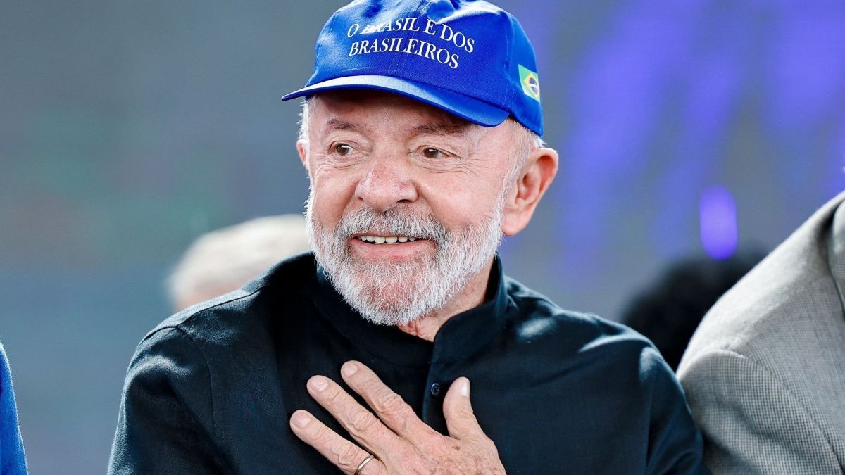Lula convoca reunião de emergência após Trump formalizar tarifaço