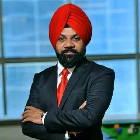 HNIs pumps Rs 74,000 crore into Indian real estate via AIFs in FY25