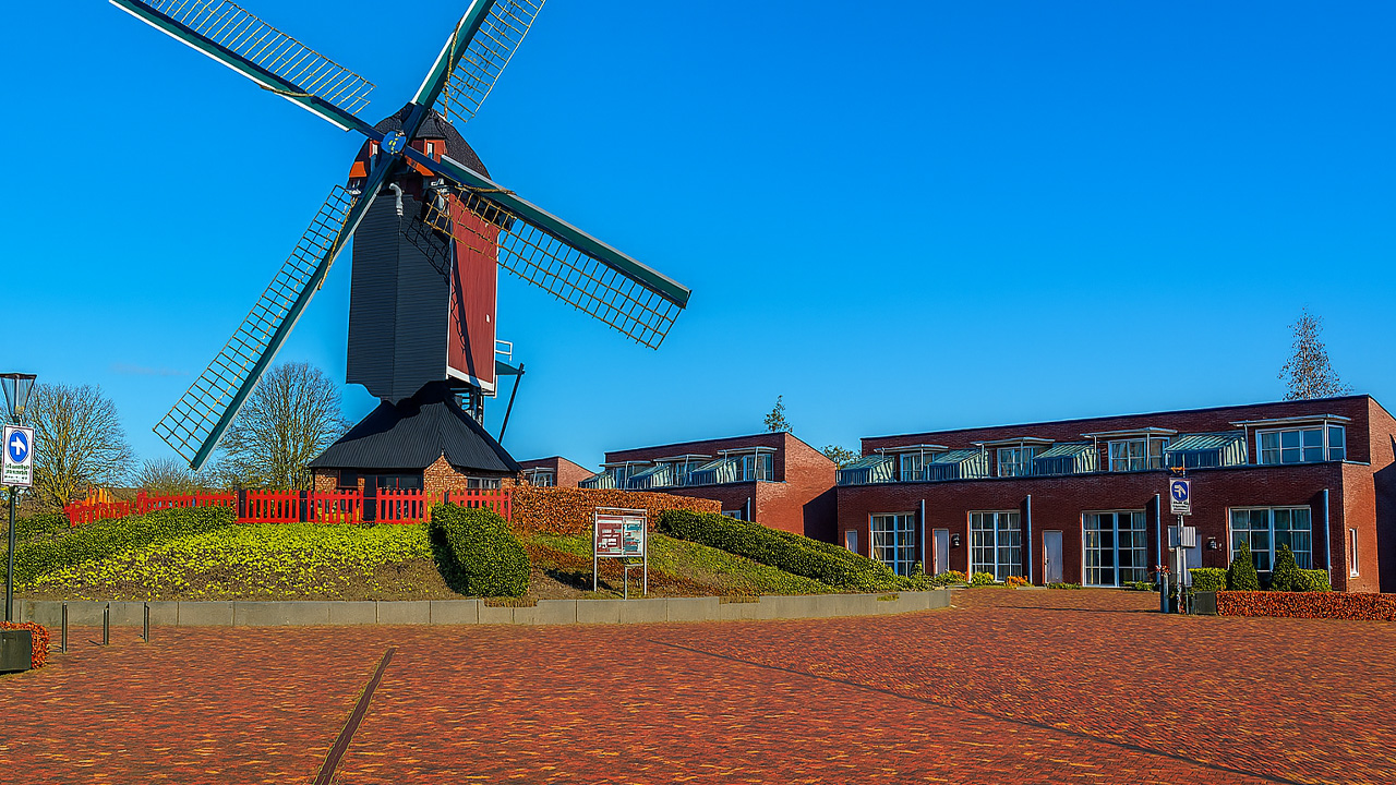 4K Spaziergang in Mierlo - Kleine Stadtführung durch eine holländische ...