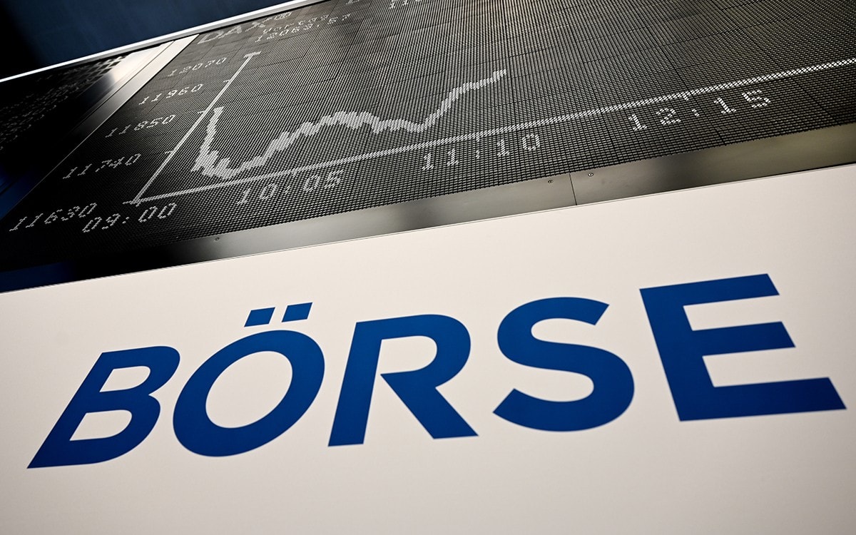 BMW Aktie am 15.07.25: Steigt sie weiter? | Aktien-News heute und Kurs ...