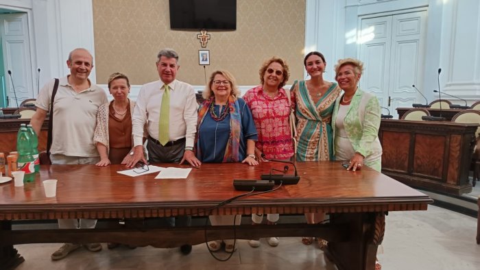 castellammare di stabia firmato protocollo tra comune e scuole