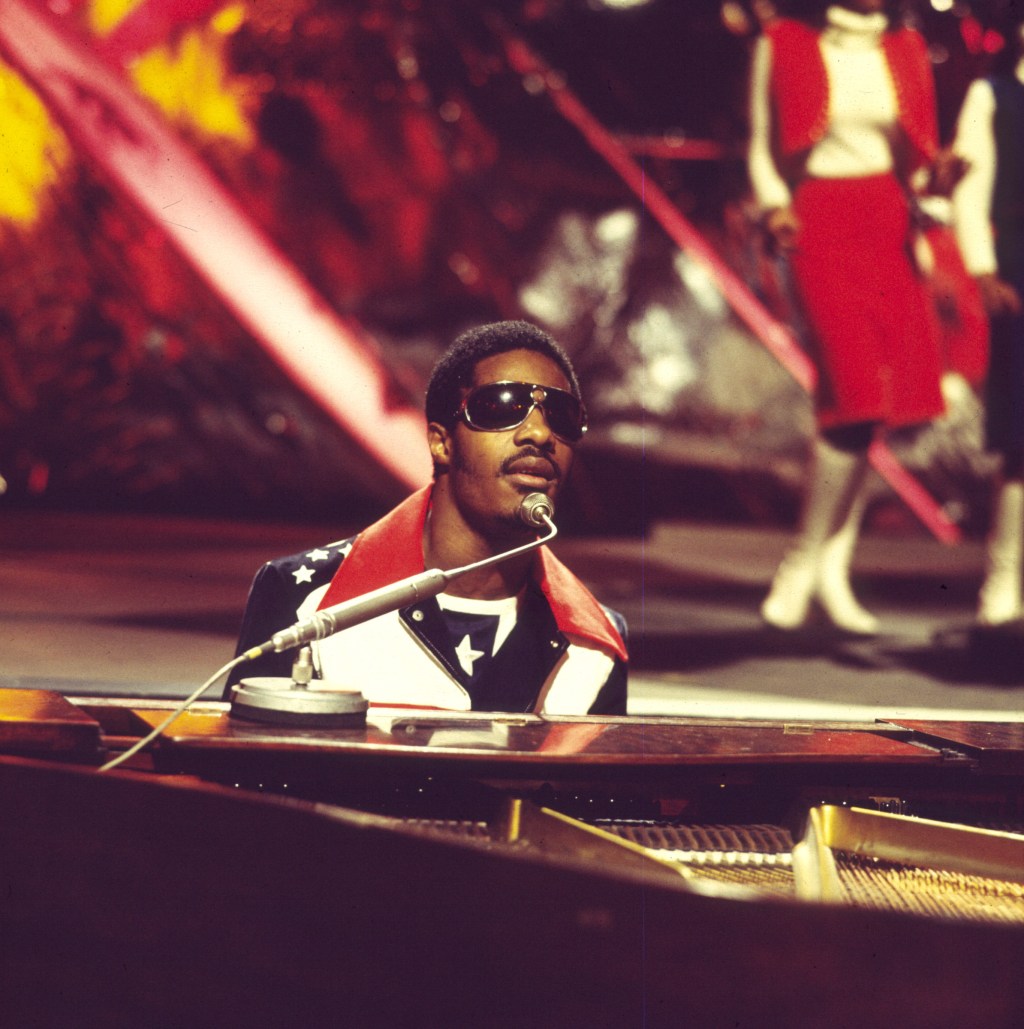 Stevie Wonder addresses longstanding rumor that he’s not really blind