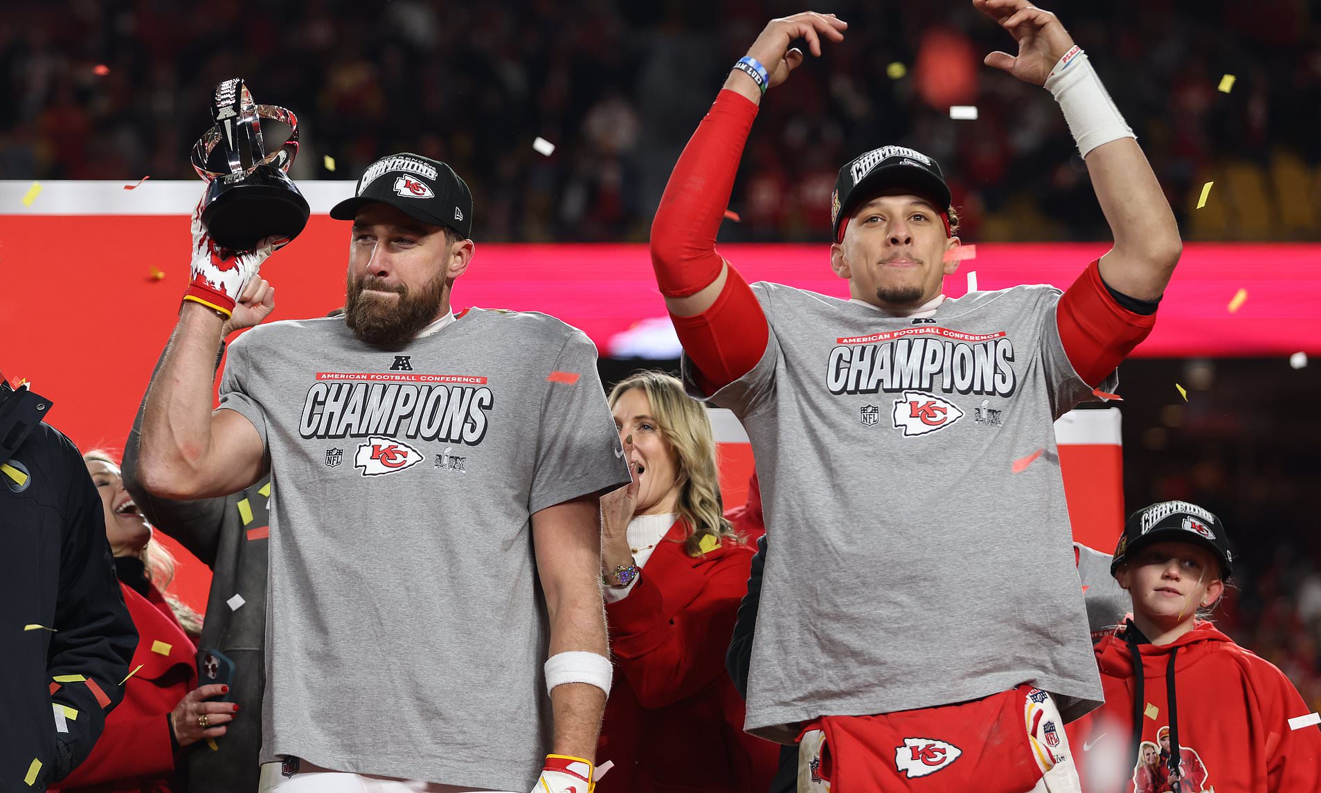 Chiefs strike historic deal with star man as Patrick Mahomes and Travis  Kelce ally agrees to stay