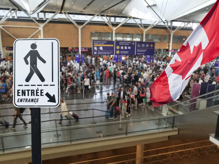 Americans Are Pushing Back At Canada With A New Airport Customs Dilemma ...