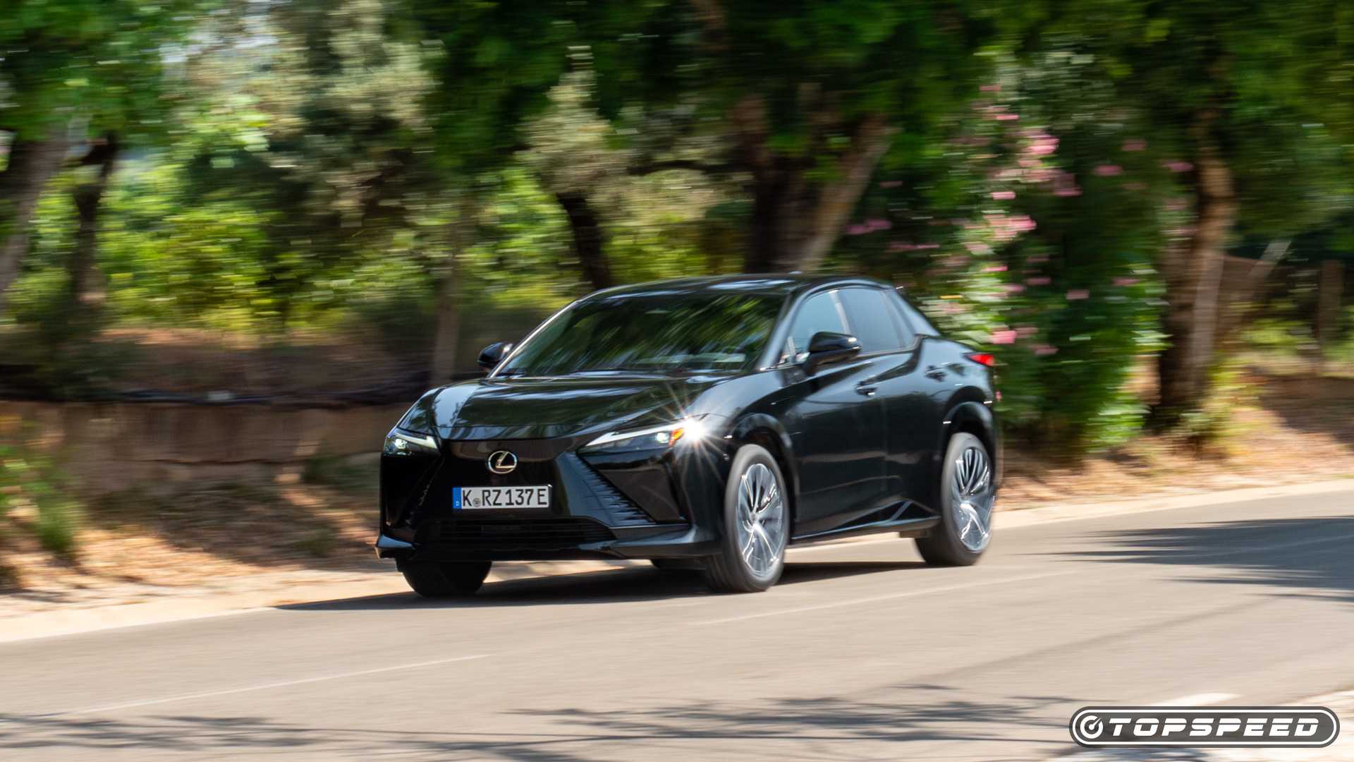 2026 lexus rz 450e front-driving