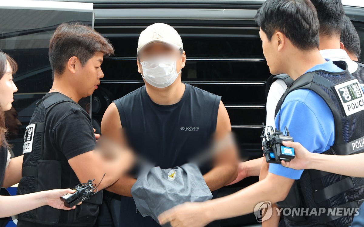부모·형 모두 살해한 30대에 사형 구형