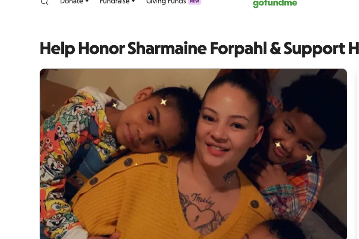 Mom stabbed to death in front of her five children, aged 7 to 15, as(00)