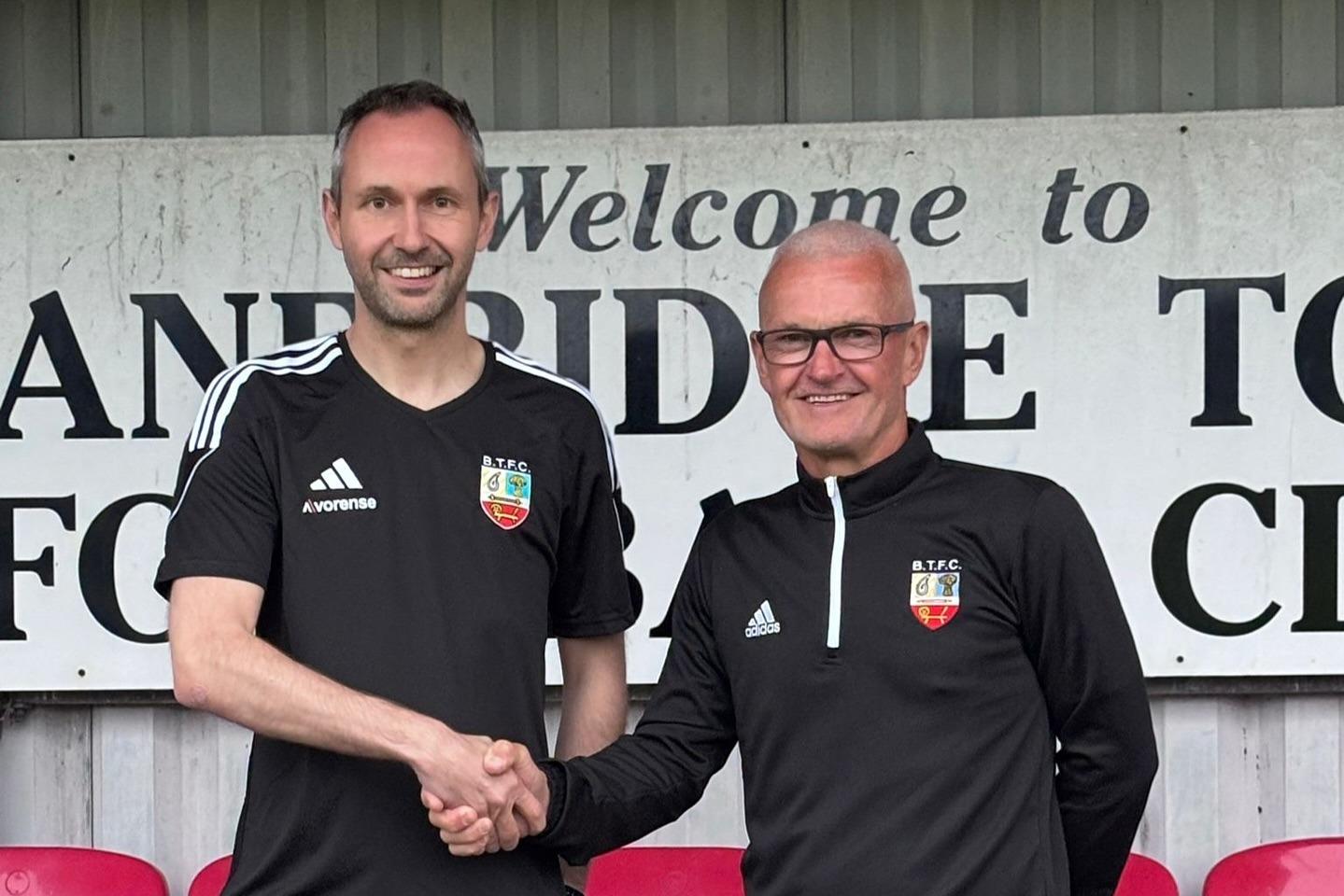 Irish League side 'apologise unreservedly' to manager after confirming