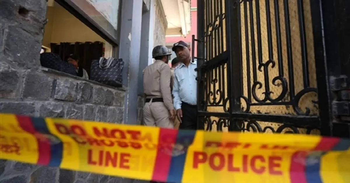 8 Delhi Schools Get Bomb Threats City Witnesses 10 Such Incidents In 3