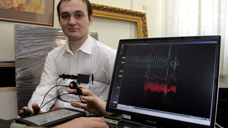 How Polygraph Tests Work (And Can They Really Tell If You're Lying?)