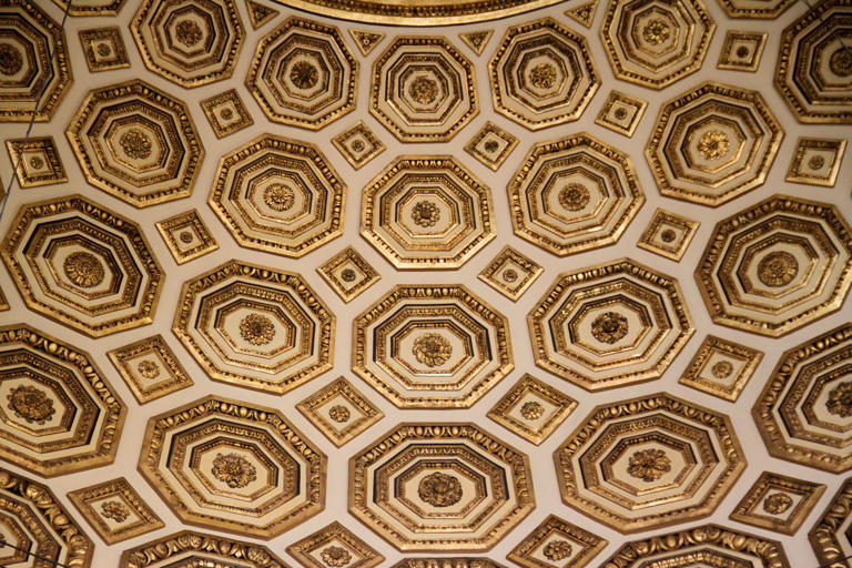 Saint-Roch, pourquoi cette église baroque est appelée « l’église des ...