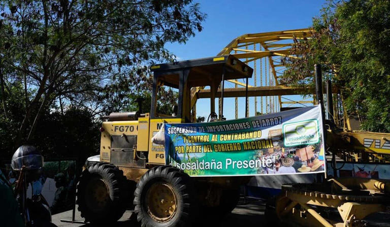 Cultivadores de arroz en Colombia completan tres días de paro en Colombia. Imagen: X María Fernanda Carrascal.