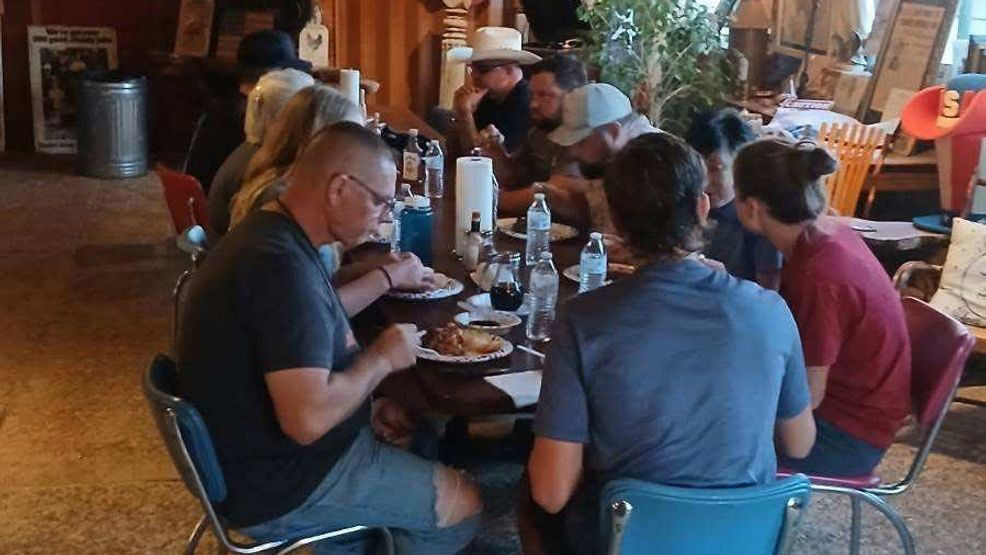 Fredericksburg inn housing over 300 volunteers responding to Texas floods Fredericksburg inn housing over 300 volunteers responding to Texas floods