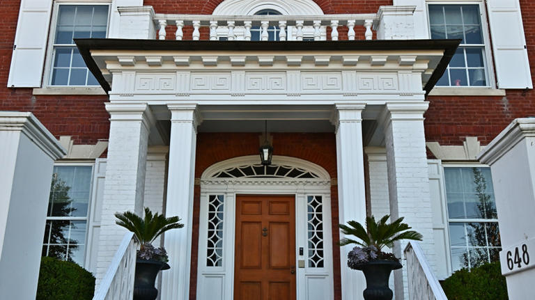 Connecticut's OldSchool Town Near New York City Is A New England