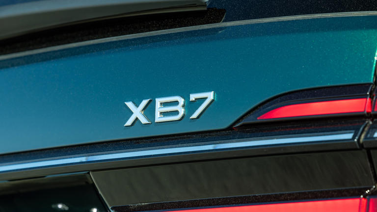 One Big, Beautiful Luxury SUV: BMW Alpina XB7 Tested!