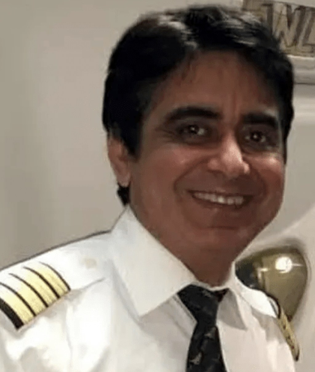 Captain of doomed Air India flight — who had reportedly suffered(01)