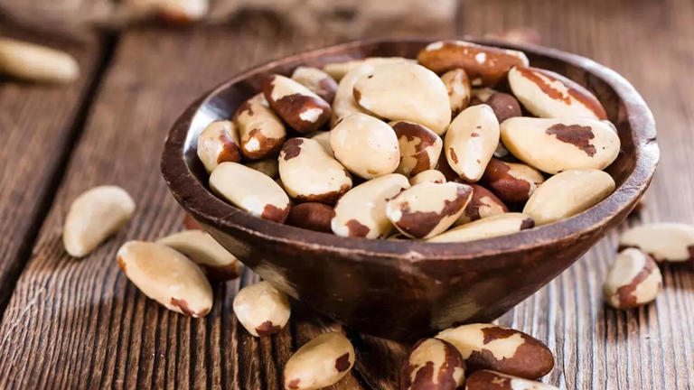 Fatty Liver: 5 nuts to improve liver health (and when to have them)