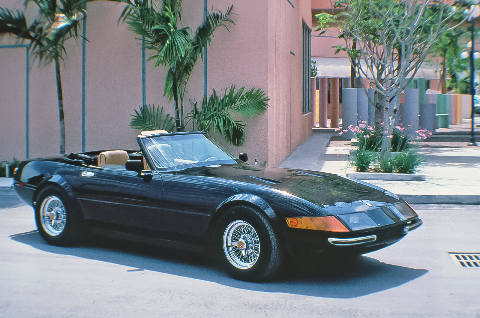 Screen Star Cars: Which were real, and which were fake?