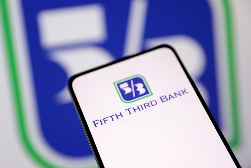 Fifth Third Bancorp's quarterly profit rises on higher interest income