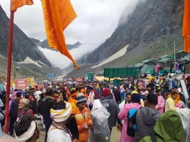 Amarnath Yatra suspended for a day due to heavy rainfall.