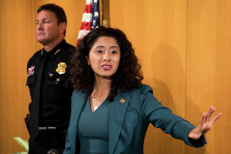 Lina Hidalgo's exit draws sharp reaction from Houston Police Officers union