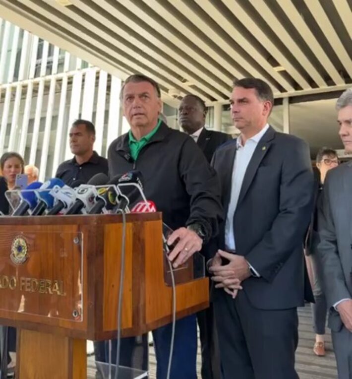 Bolsonaro sobre pedir prisão domiciliar se condenado: ‘Não peço nada, sou inocente’