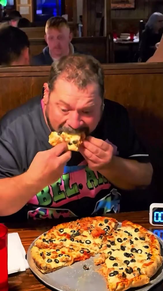 Did I Really Just Do That? Double Decker Pizza Challenge(01)