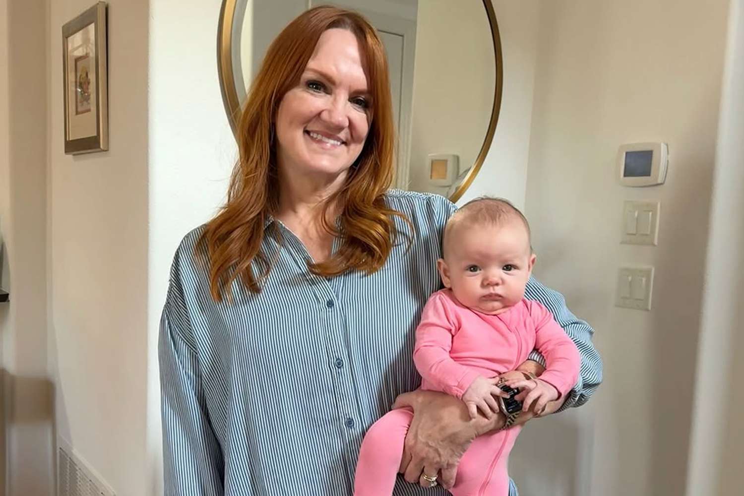 Pioneer Woman Ree Drummond's 7MonthOld Granddaughter Sofia Hits(02)