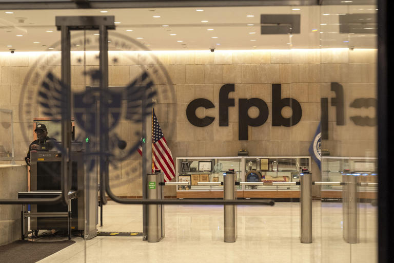 Senators criticize CFPB for dropping action on troops' overdraft fees