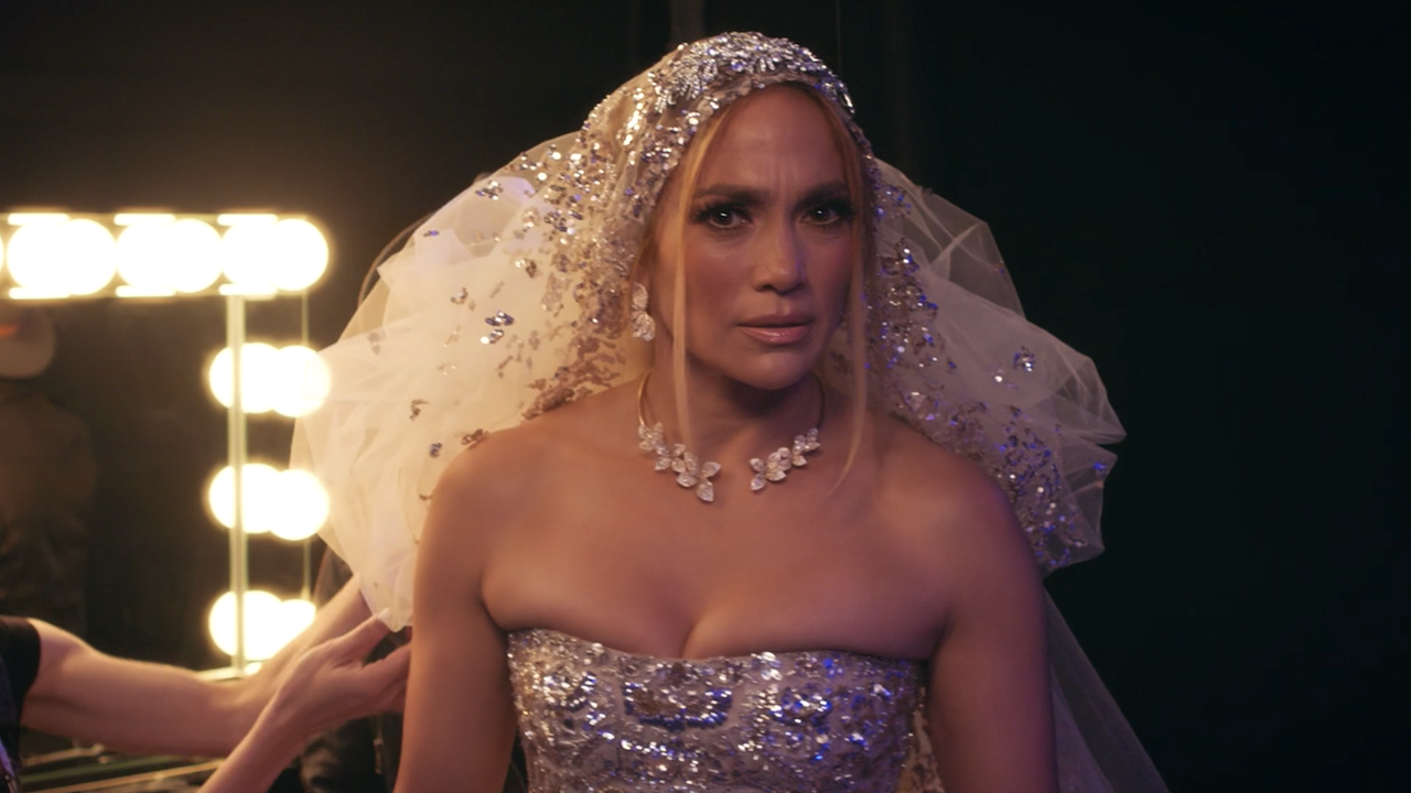how many time jennifer lopez been married - Ilustrasi 3