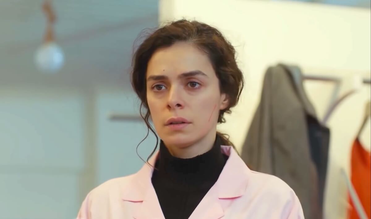 La forza di una donna: Bahar viene licenziata! Ecco perché | Anticipazioni