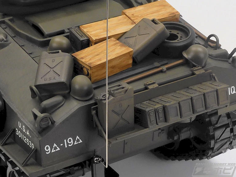 タミヤ1/16 M4シャーマン105mm榴弾砲コンピュータコントロールタンク タミヤ1/16コンピューターコントロールタンク m4シャーマン105mm