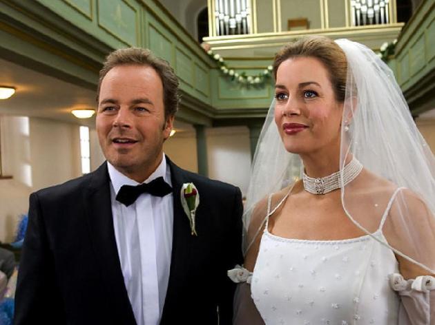 In aller Freundschaft“: Traumhochzeit endet mit Serientod