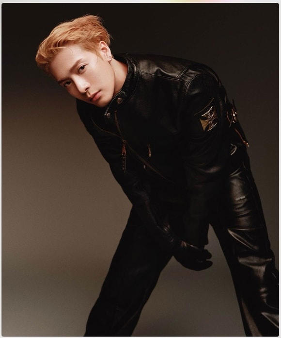 GOT7 ジャクソン Jackson 【 MAGICMAN 】 シンナラトレカ Amazon.com: Jackson Wang GOT7 - Magic Man (Vol.2) Album+Free