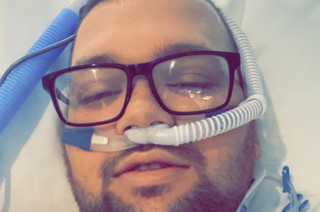 Dad left in coma with collapsed lung after vaping nonstop