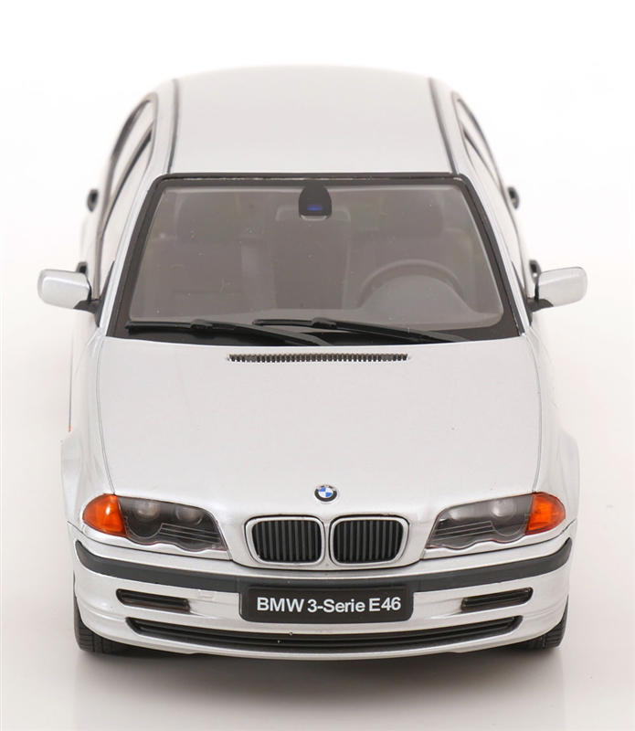 BMW E46 3シリーズ ミニカー 1/18 ディーラーモデル BMW 3-Series E46 Sedan 1999シルバー」など9種が登場！KK Scale